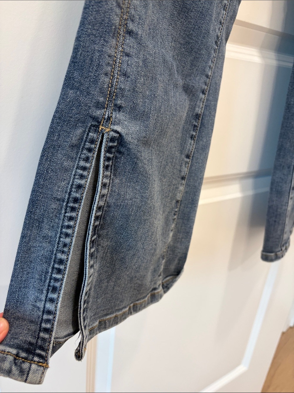 Liverpool Women’s Blue Bootcut Jeans - Picture 3 of 4